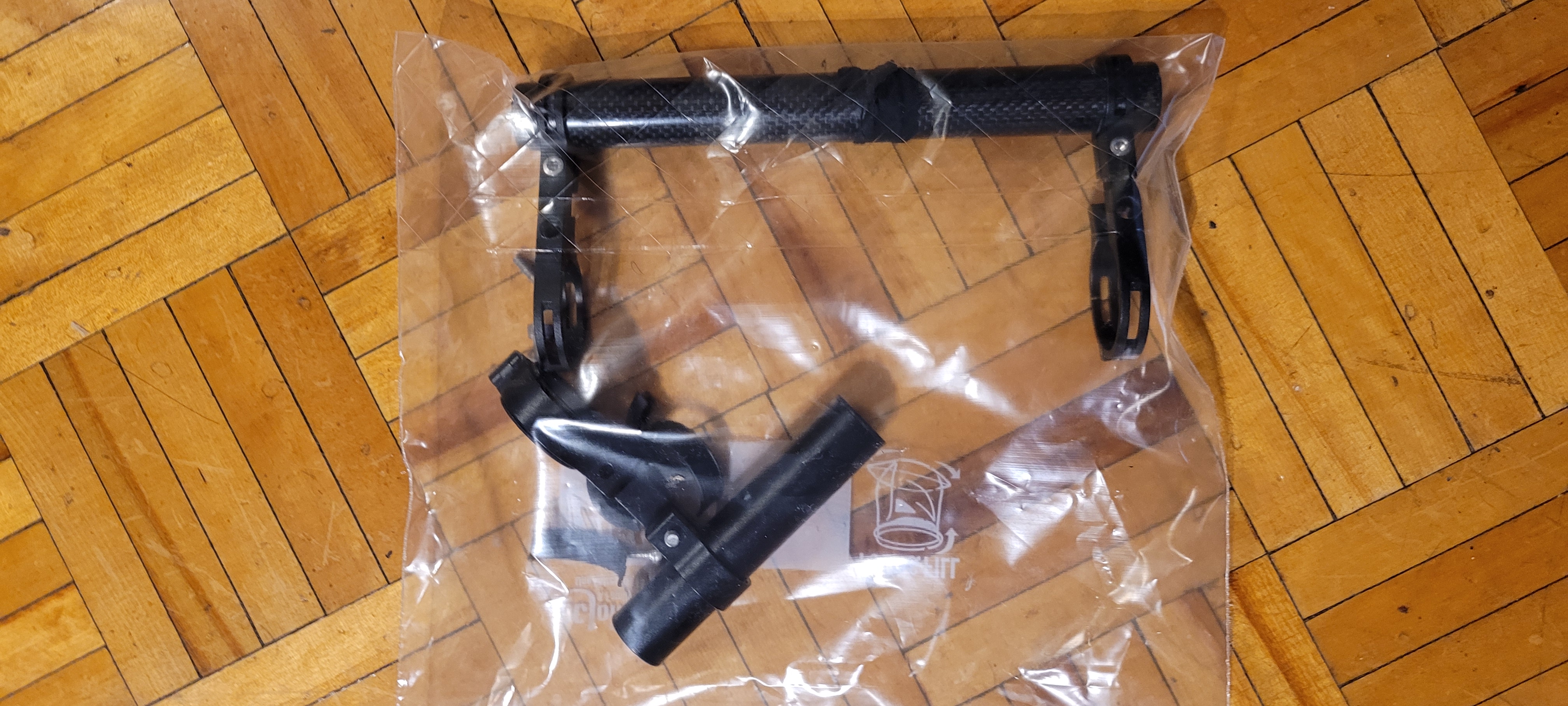 Accessory brackets